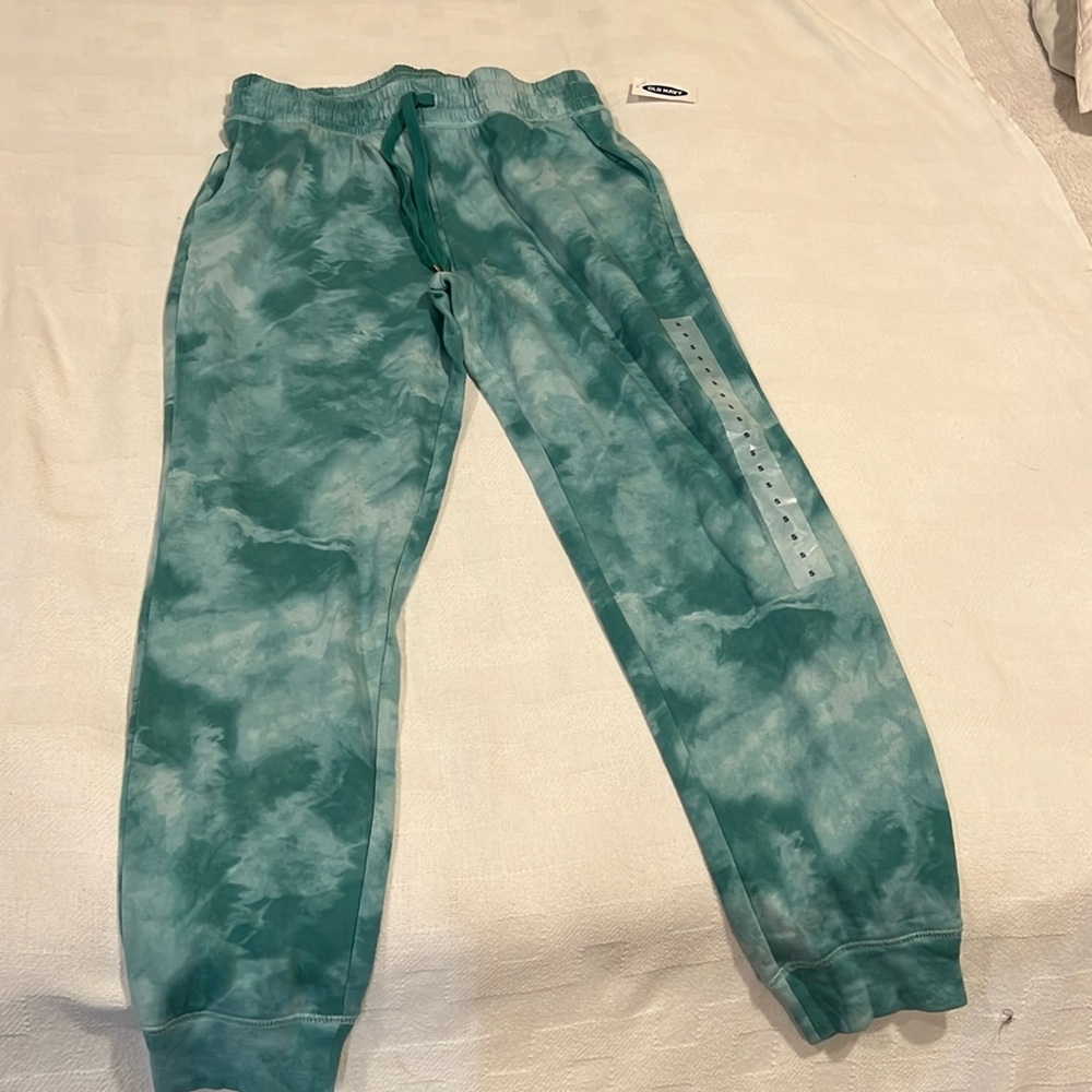 NWT Old navy tie dyed green sweats